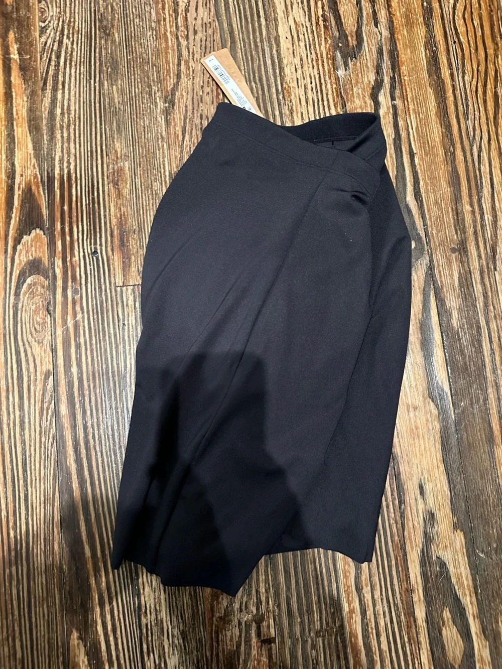 SKIMS solid black